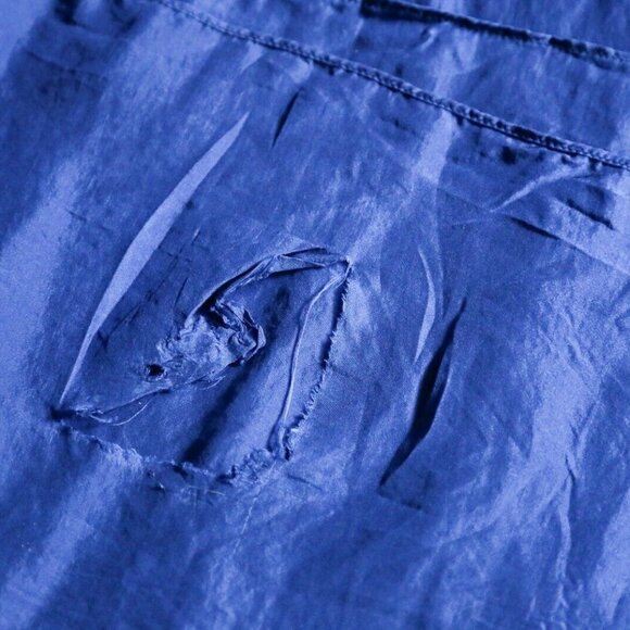 Halston  Heritage Silk and Gold Metallic Top - Picture 9 of 10